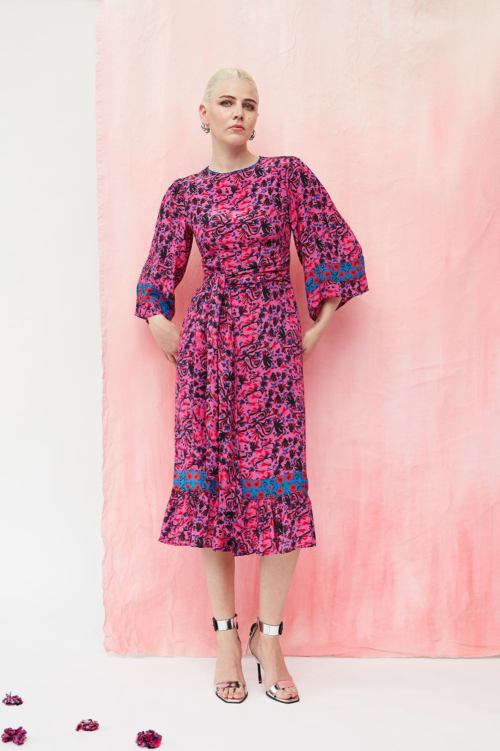 Lainey dress in pink