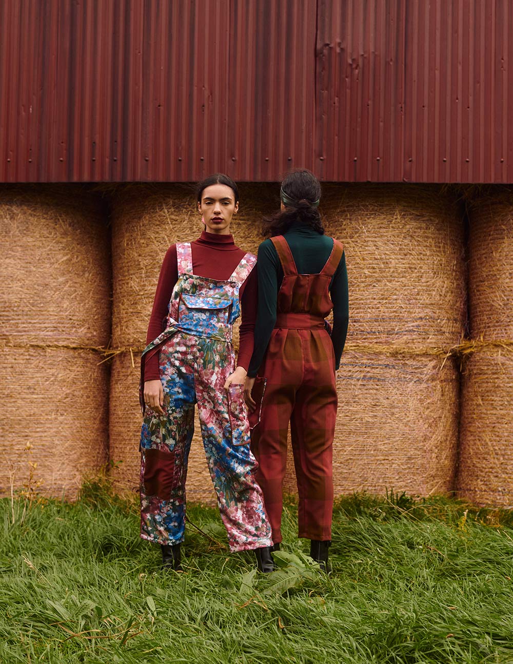Clo dungarees watercolour 03