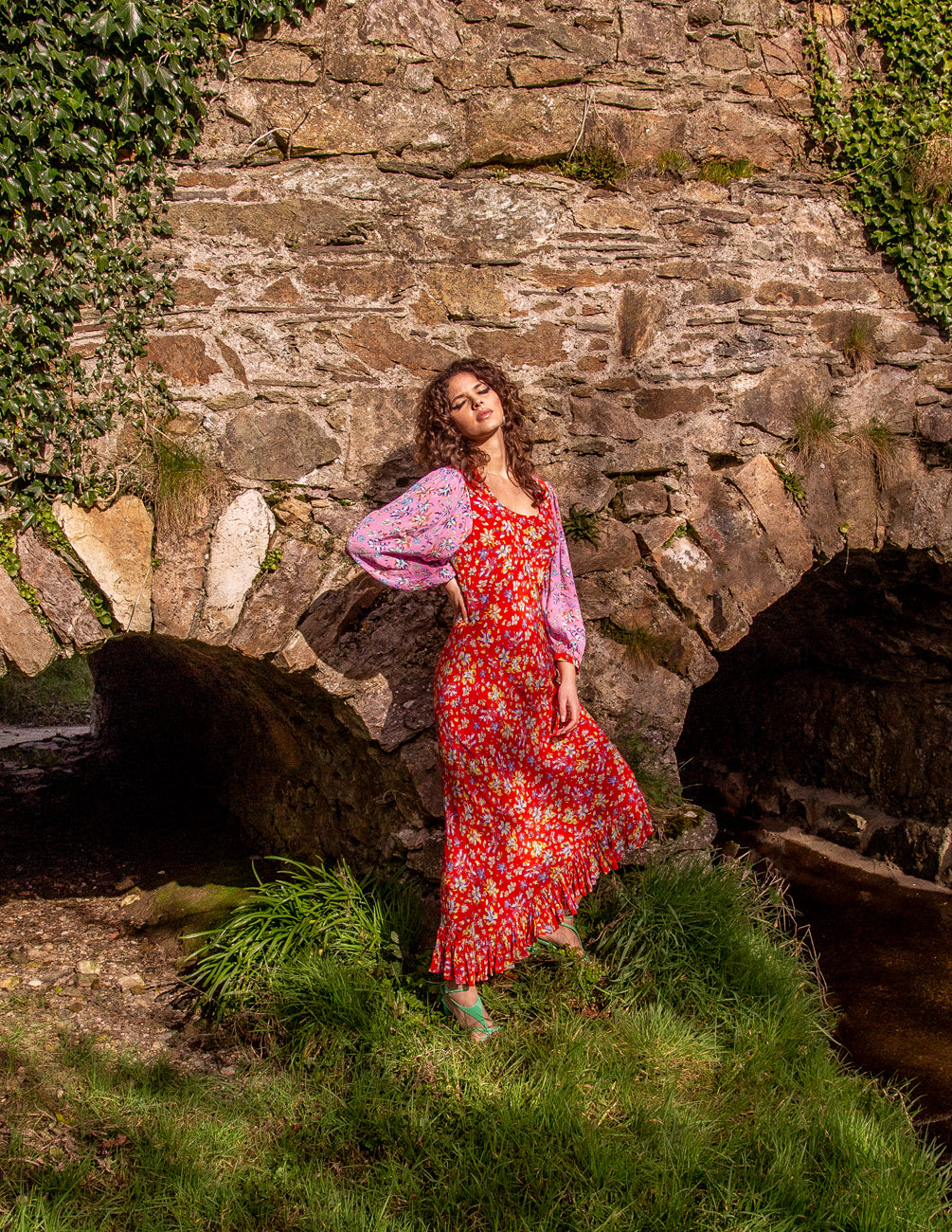 The Helena dress in red