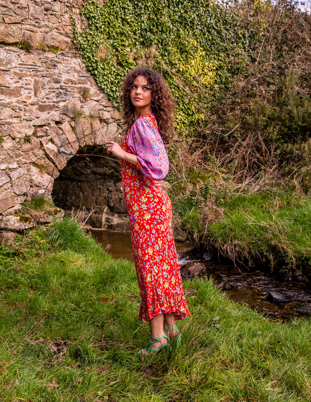 The Helena dress in red
