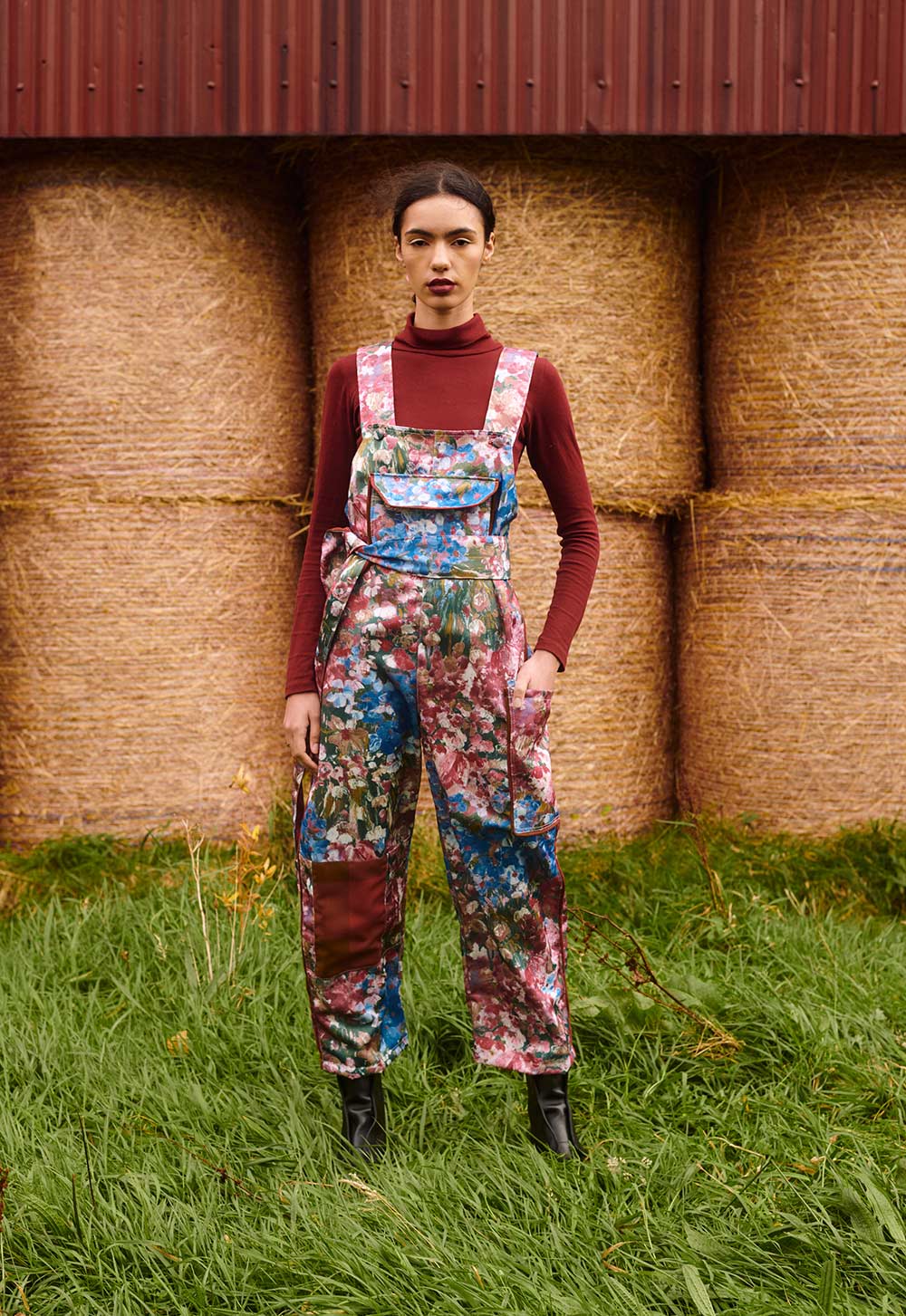 Clo dungarees watercolour 01
