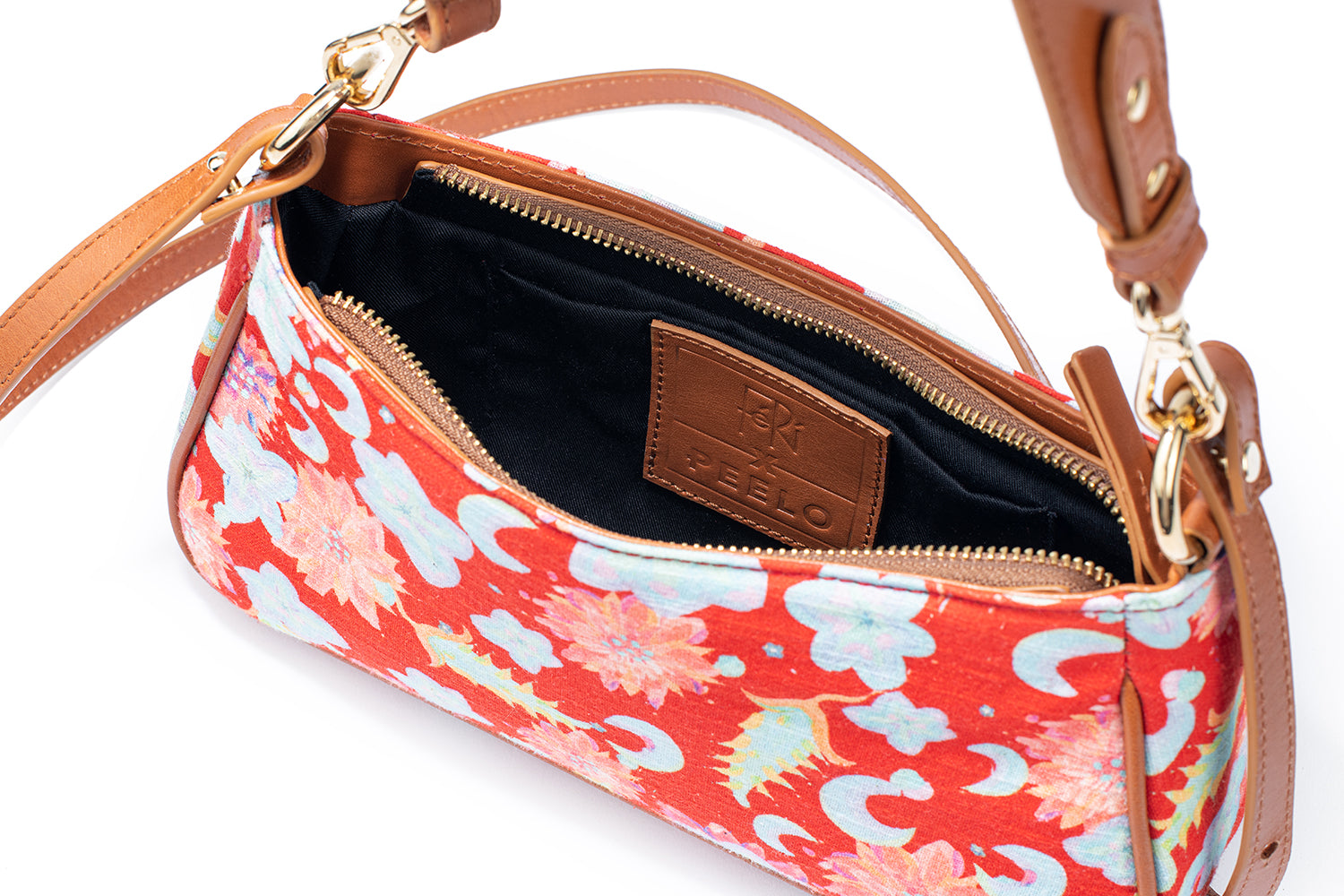FeRi x PEELO Shoulder bag 7