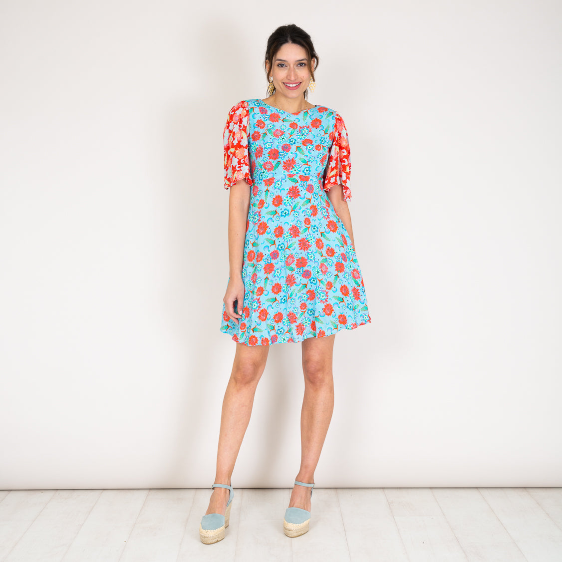 Feri Rita Pastel Dress model
