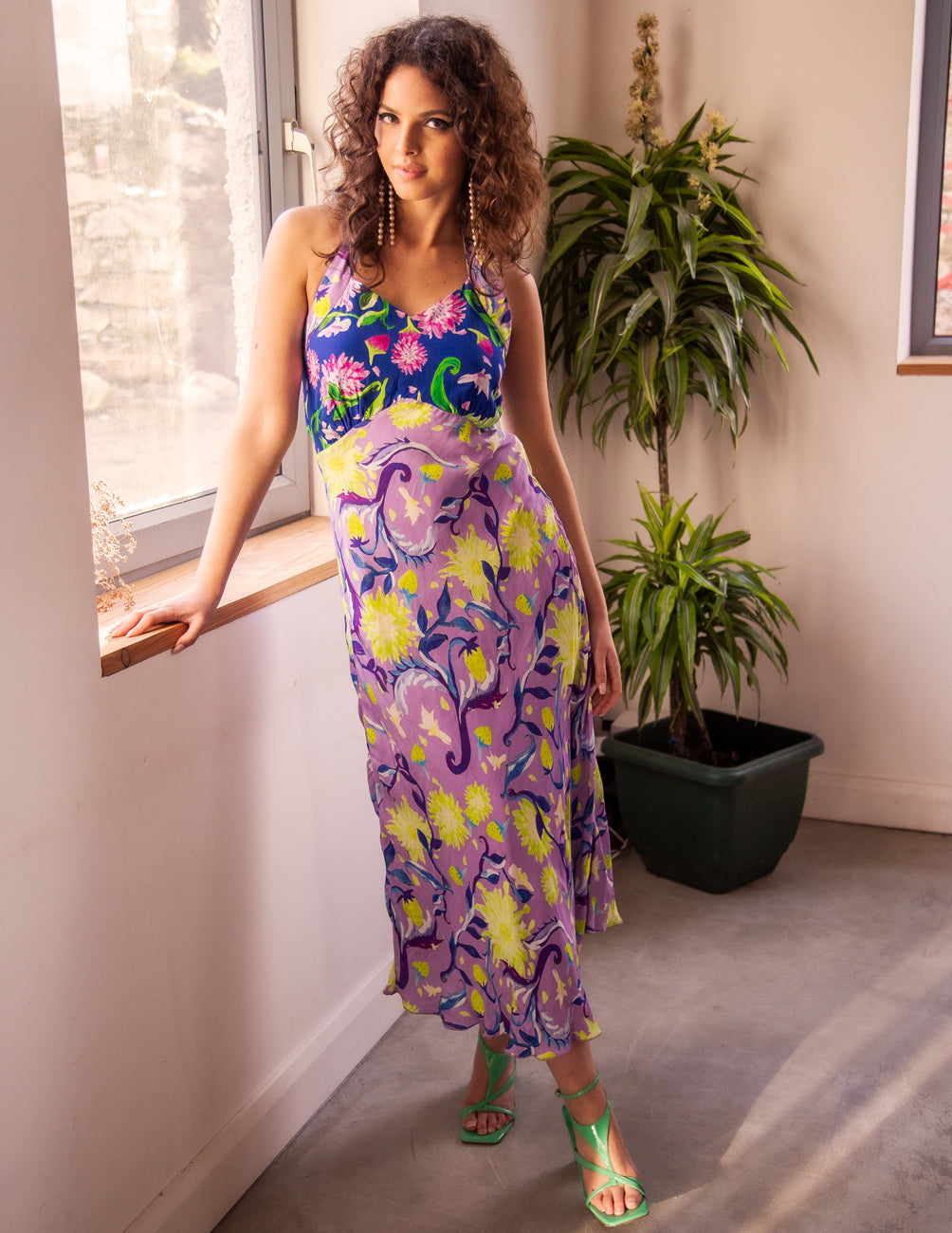The Saoirse dress in lilac strawberry floral print