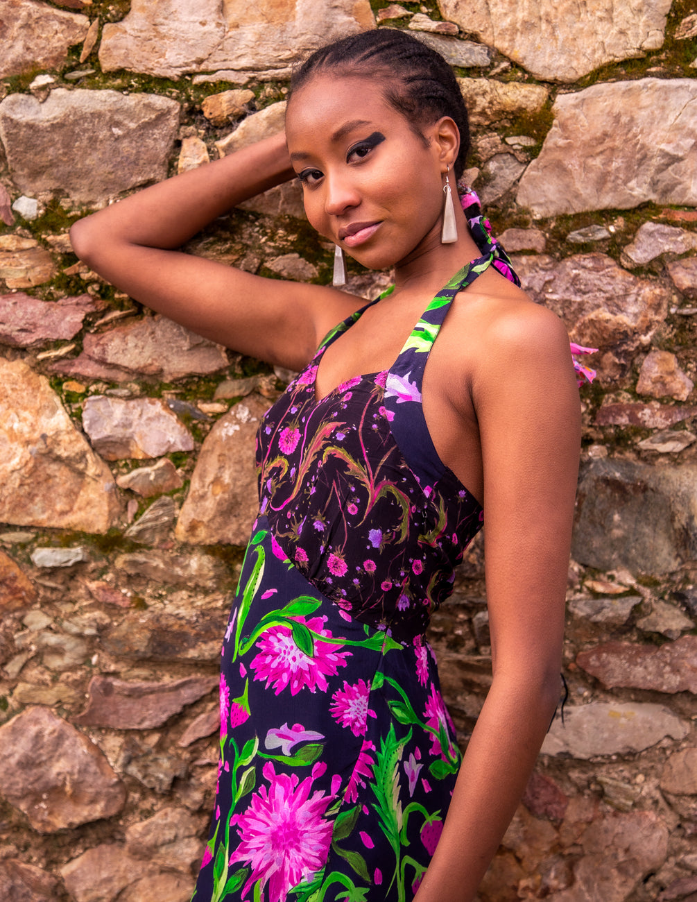 The Saoirse dress in navy/black strawberry floral print